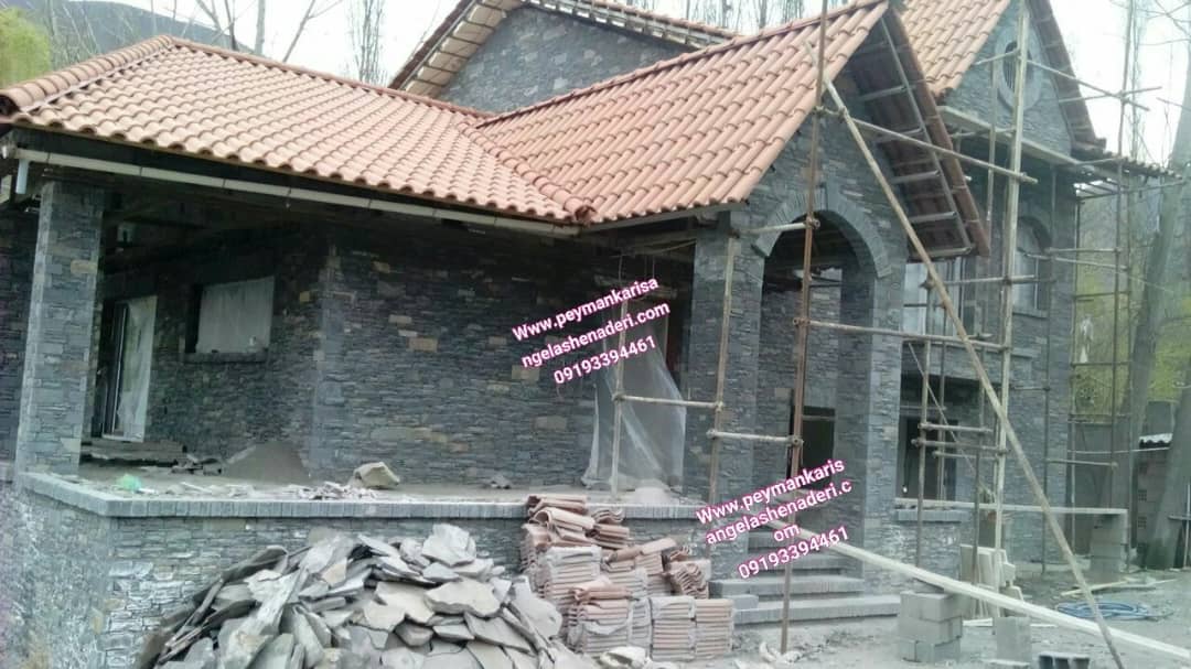 نمای ویلا در شمال سنگ مشکی. پیمانکار سنگ ورقه ای برای نما ویلا. پخش و فروش انواع سنگ های طبیعی 