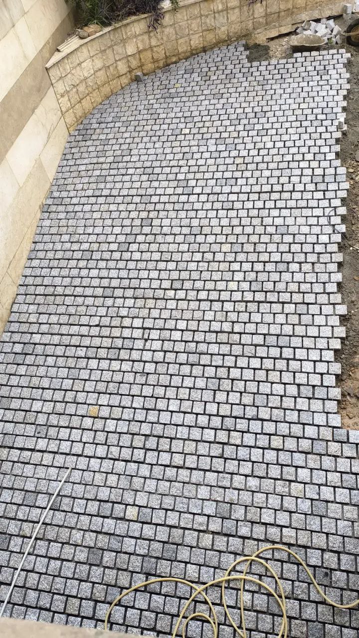 سنگ کوبیک برای خیابان و درخواست مشتریان سنگ کوبیک یکی از پروژه های عمرانی و خدماتی سنگ لاشه 