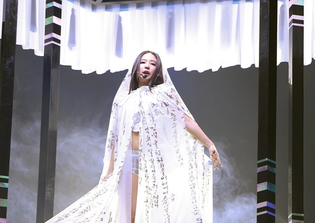 اجرای جنی تو ماما 2025