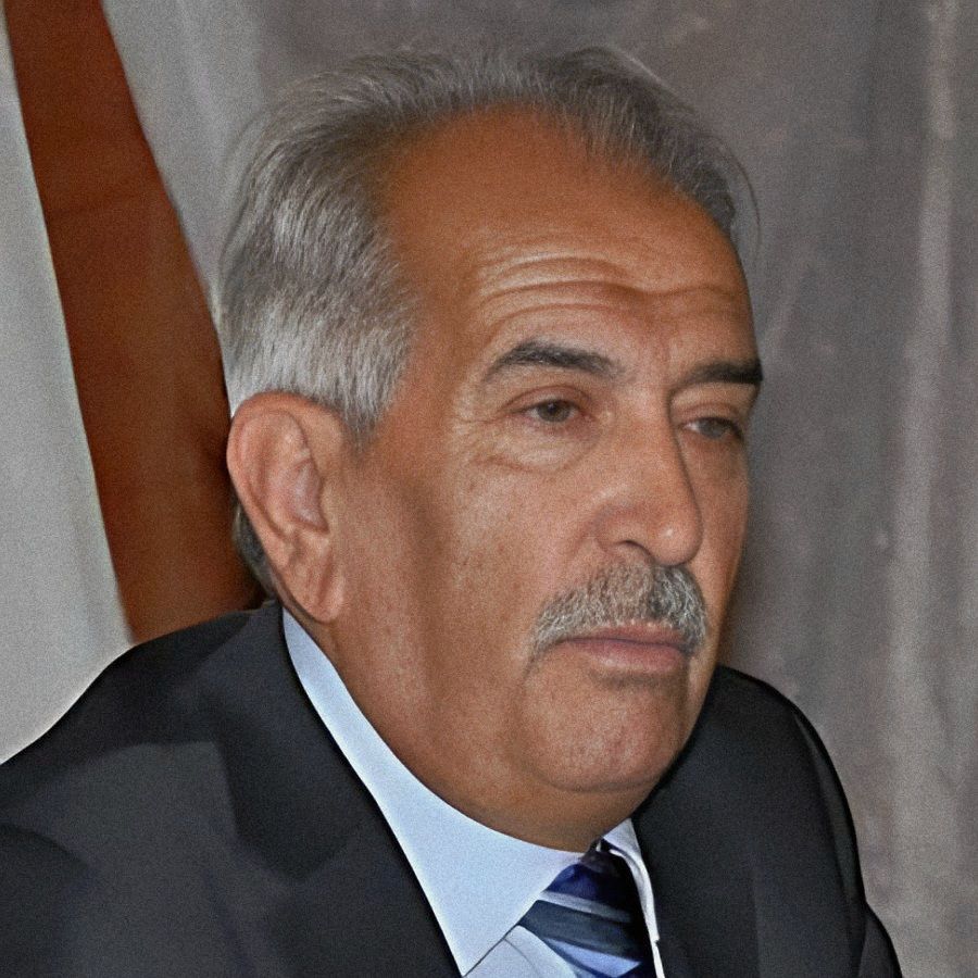 https://uploadkon.ir/uploads/46f110_25واصف-باختری-.jpg