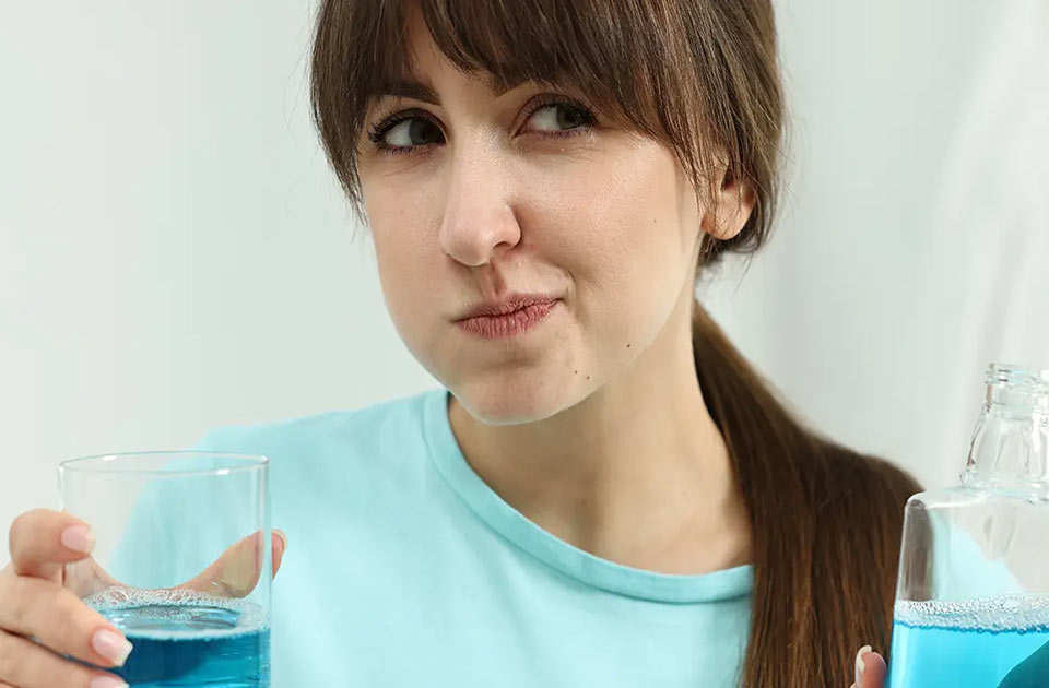 دهانشویه ها و انتخاب بهترین آن ها