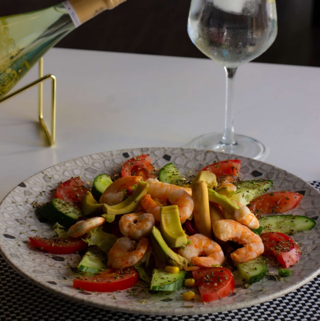 Ensalada de Aguacate y Gambas 3 Avocado and Prawn Salad