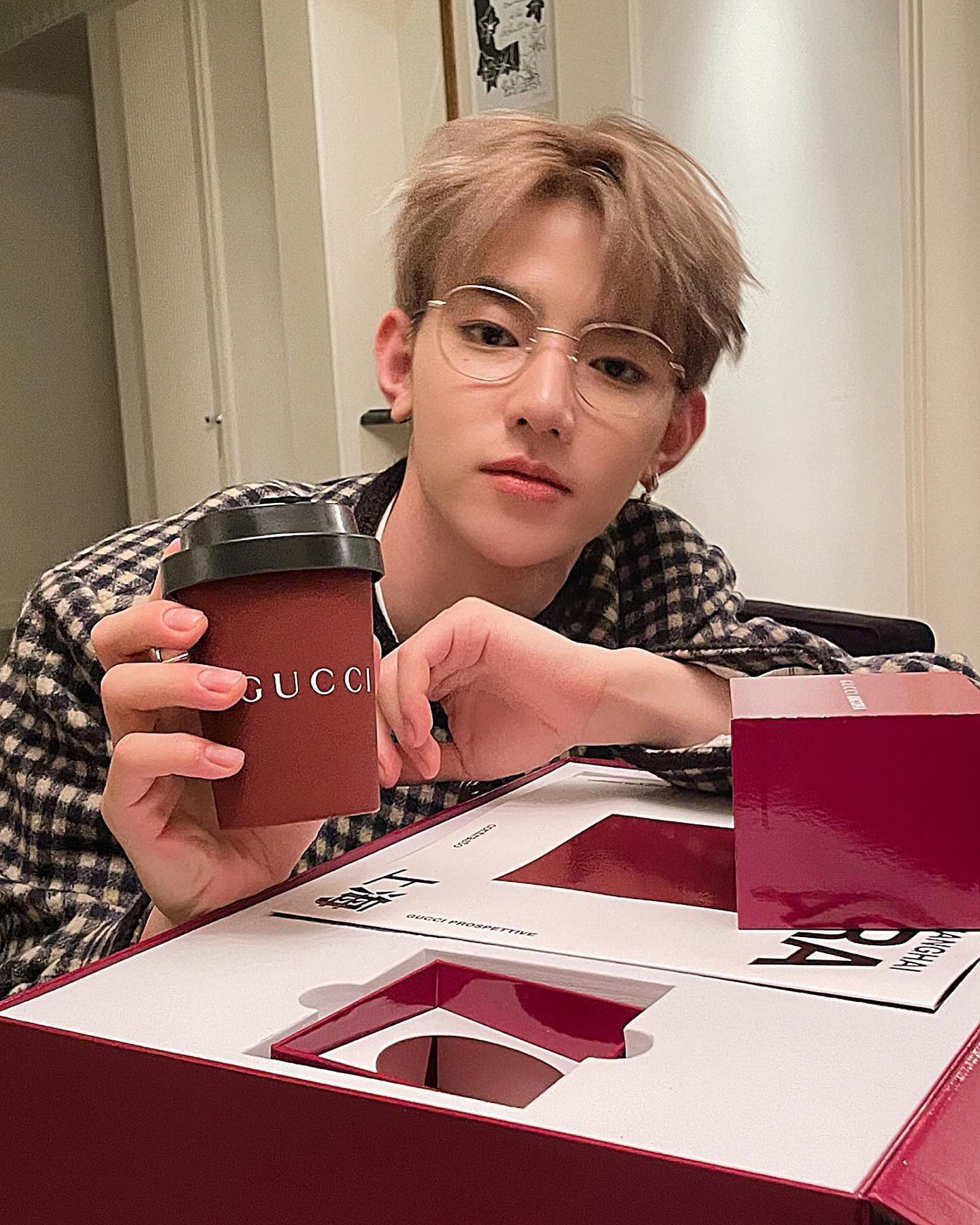 ژانگ هائو زیروبیسوان