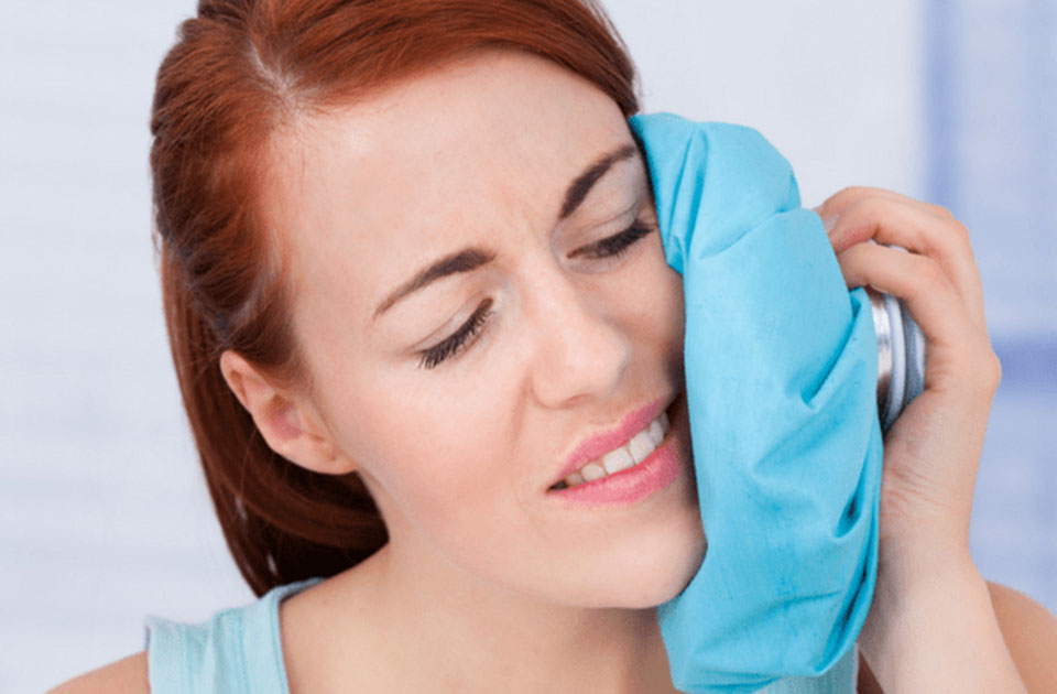 کمپرس یخ و کاهش درد دندان کشیده شده 