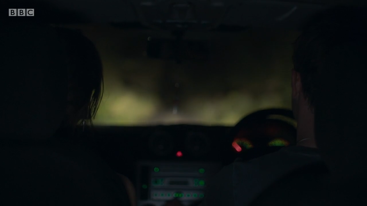 a51209_26screenshot-Normal-People-S01E11-720p-WEBRip-1775730071606.png