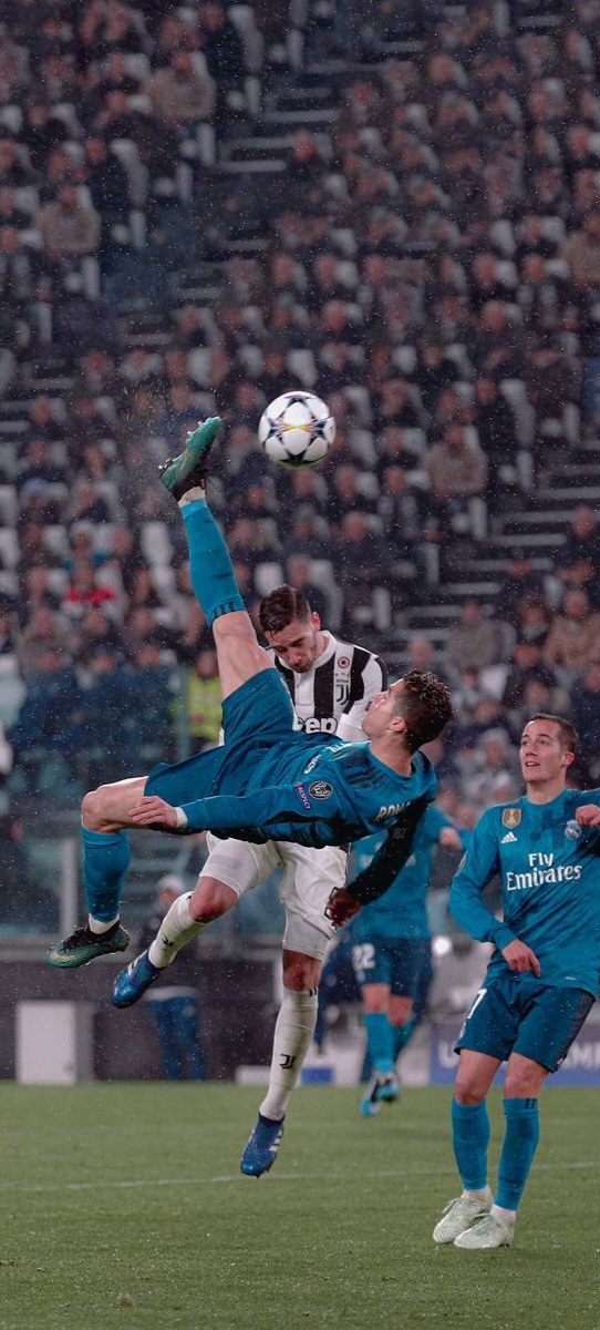 عکس رونالدو در رئال