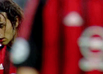 a8ab04_26Milan.gif