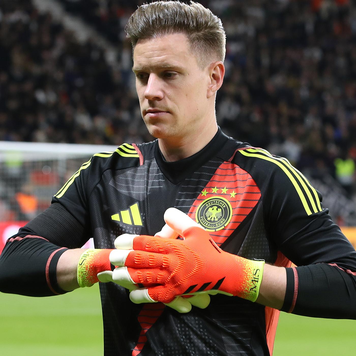 https://uploadkon.ir/uploads/aee113_26marc-andre-ter-stegen-dfb-102.jpg