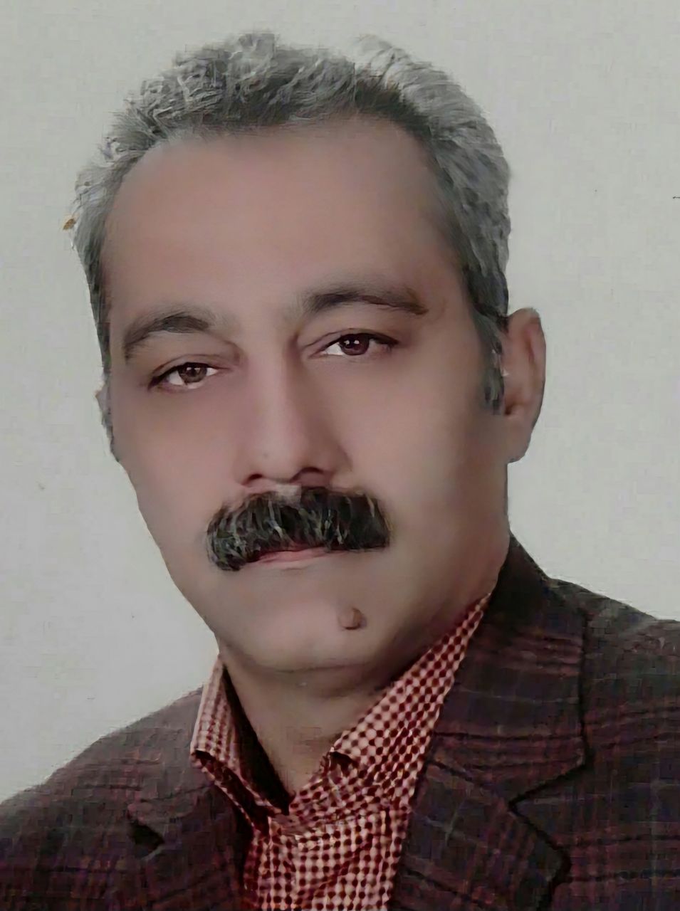 https://uploadkon.ir/uploads/b74d17_24داوود-اشرفی-مهابادی-شاعر.jpg