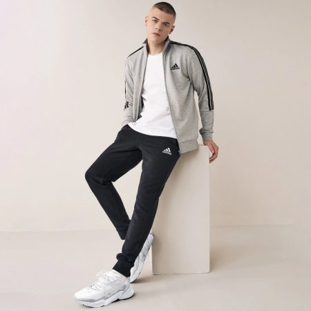 c49f04_25Adidas-Aeroready-Essentials-3-S