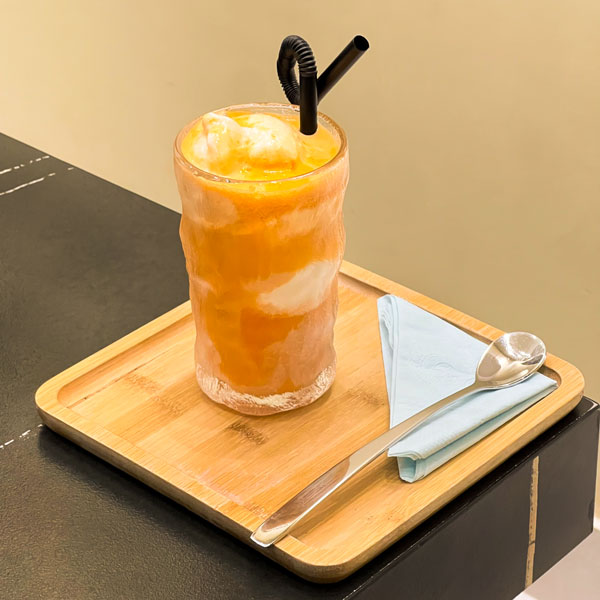 c79316_25آب-هویج-بستنی.jpg