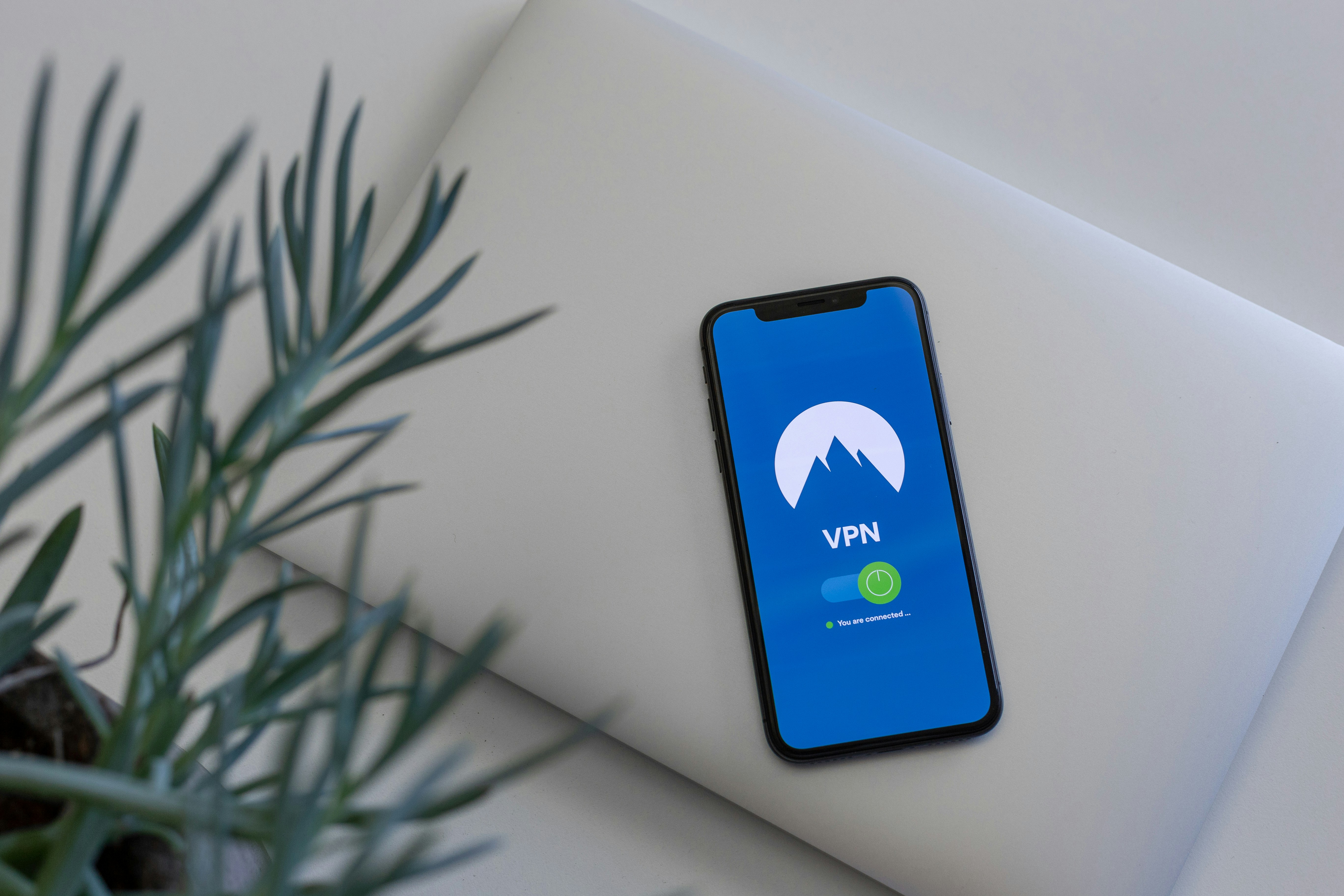 VPN چیست و چگونه کار می‌کند؟ (معماری VPN از صفر تا صد)