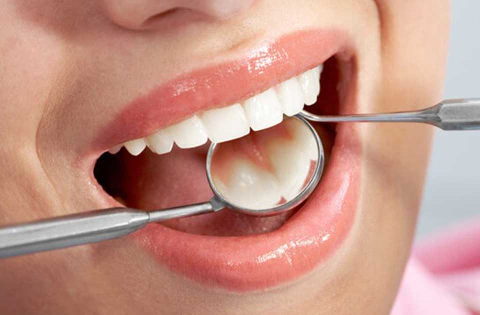 دندانپزشکی شبانه روزی ، دندانپزشکی در کرج ، بهترین دندانپزشکی شبانه روزی ، شبانه روزی ، کرج ، خدمات دندانپزشکی ، کامپوزیت دندان در کرج ، ارتودنسشی دندان در کرج