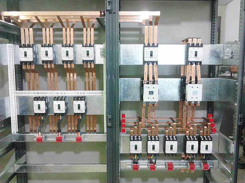 مونتاژ تابلو برق نوآوران ایلام