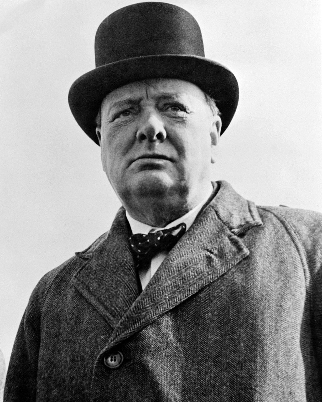 https://uploadkon.ir/uploads/eb0c04_251024px-Sir-Winston-S-Churchill.jpg