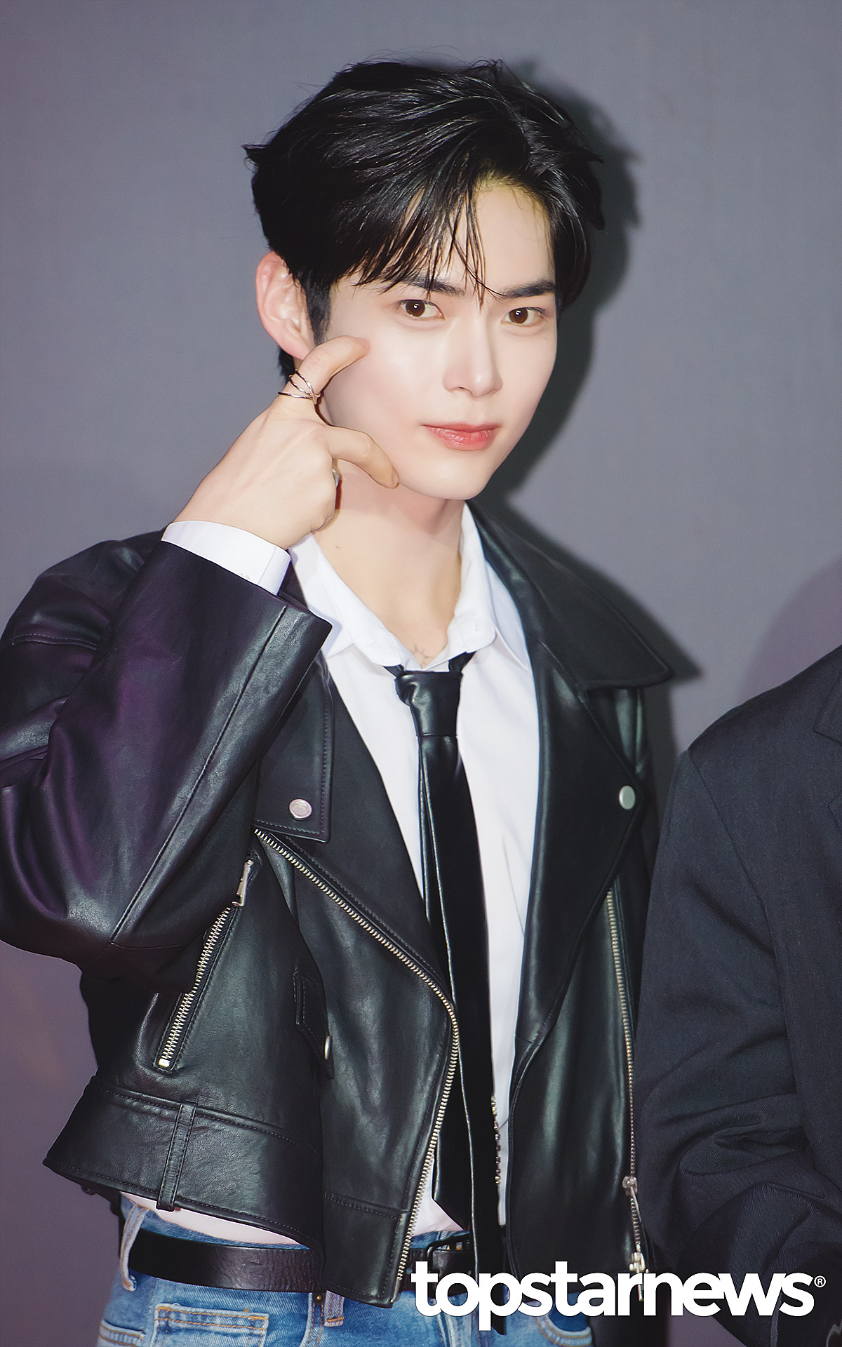 سونگ هان بین زیروبیسوان