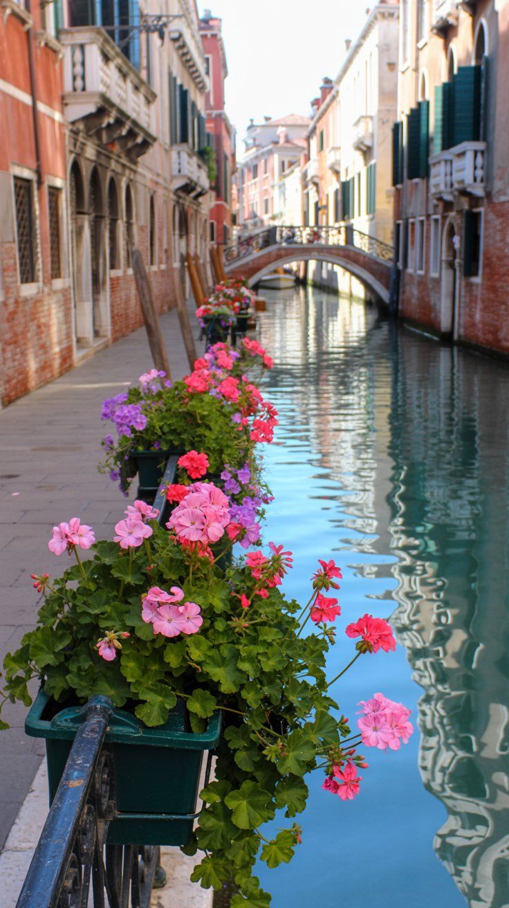fa4203_2512-Secret-Canals-in-Venice-Way-Off-the-Tourist-Map.jpeg