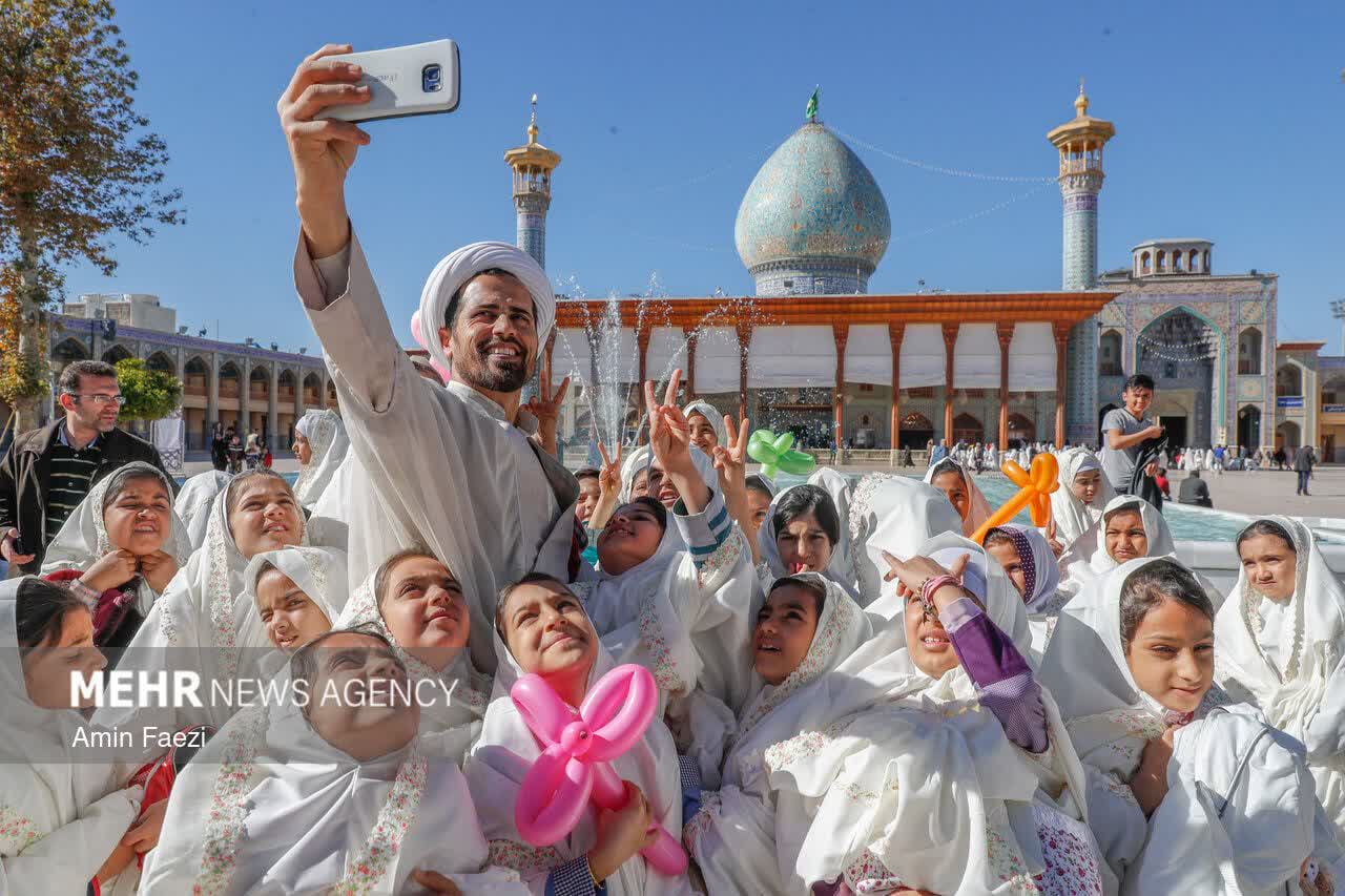 سلبریتی ها و نسل زد، نسلی که باید بشناسیم(28) 